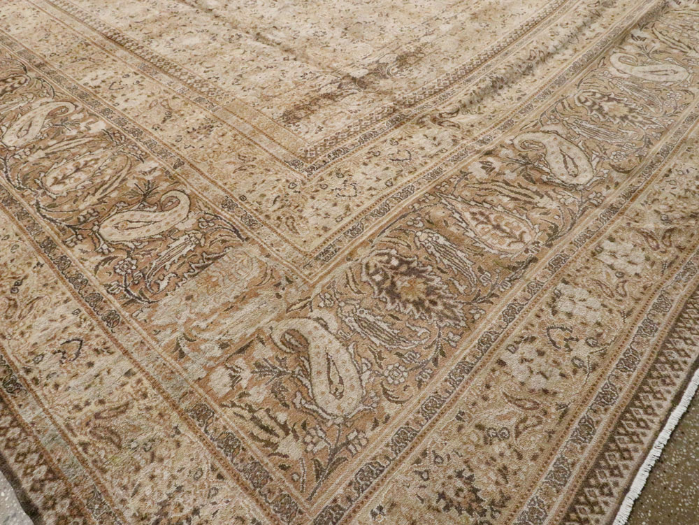Antique Persian Dorokhsh Carpet, No.18851 - Staging
