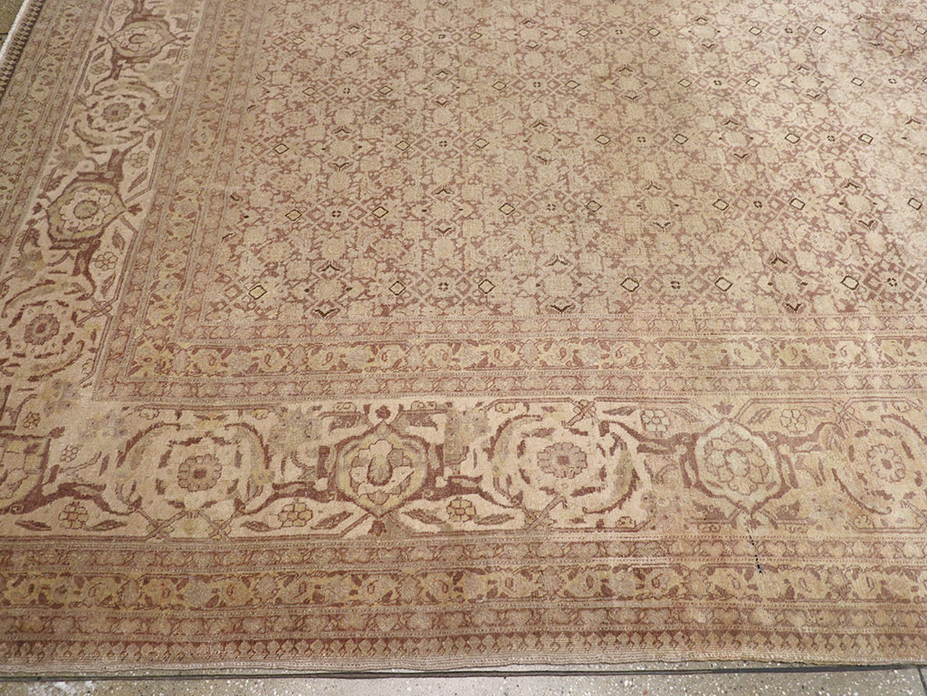 Vintage Persian Tabriz Carpet, No.18853 - Staging
