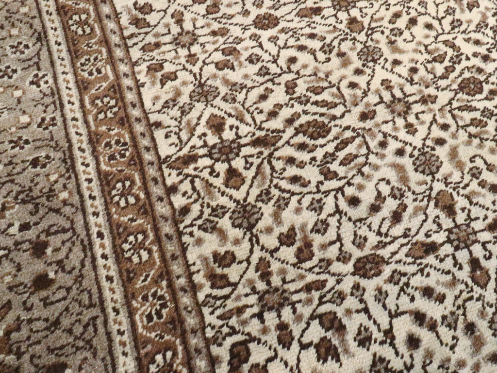Antique Sivas Carpet, No.18858 - Staging