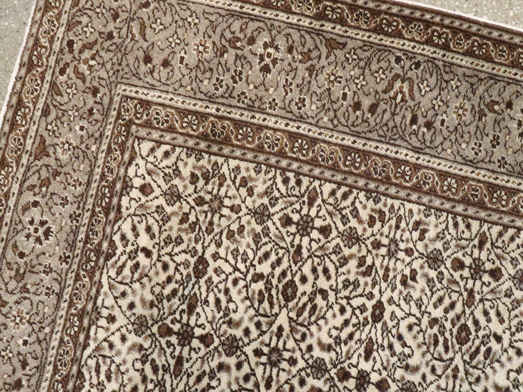 Antique Sivas Carpet, No.18858 - Staging