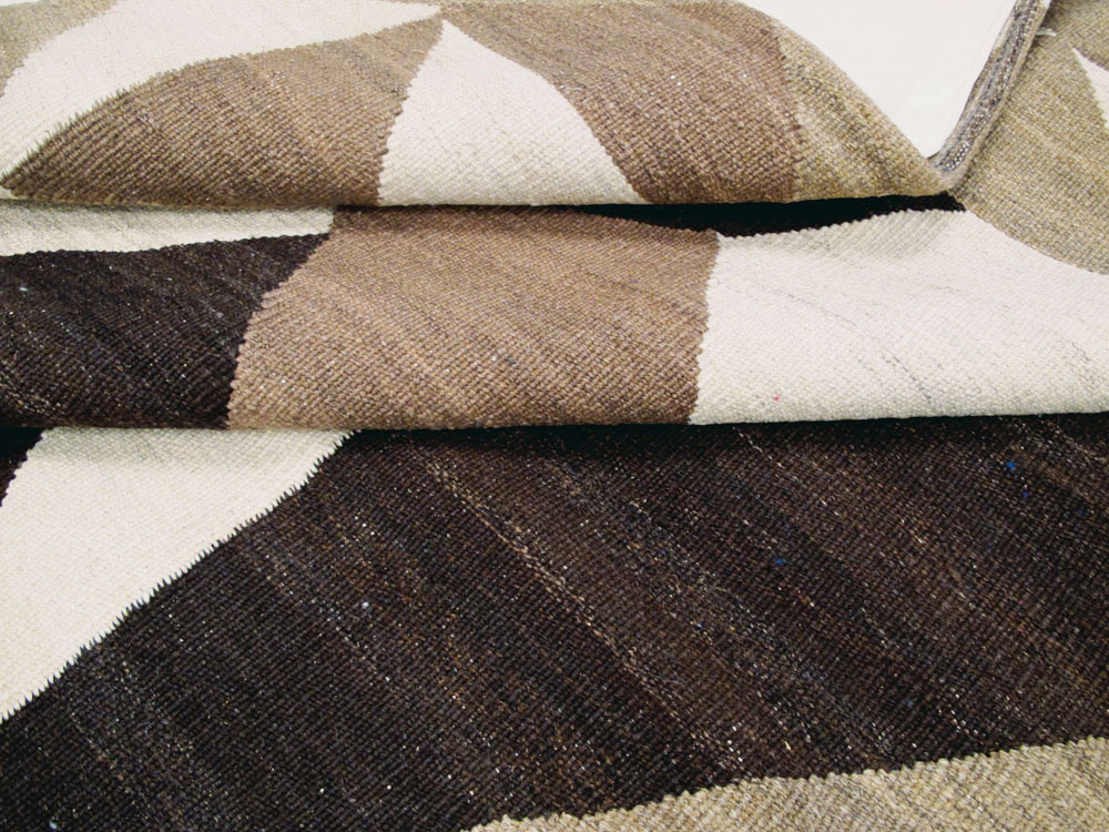 Vintage Persian Modernist Kilim, No.18890 - Staging