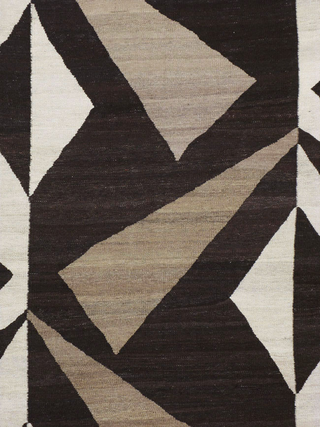 Vintage Persian Modernist Kilim, No.18890 - Staging