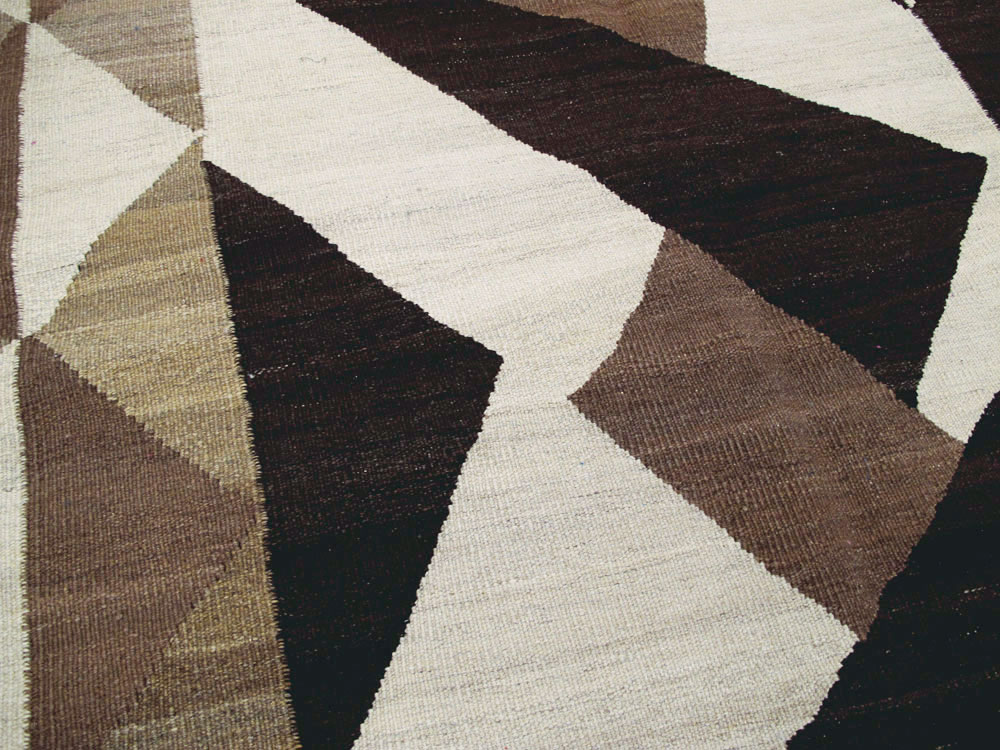 Vintage Persian Modernist Kilim, No.18890 - Staging