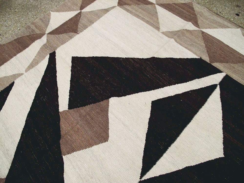 Vintage Persian Modernist Kilim, No.18890 - Staging