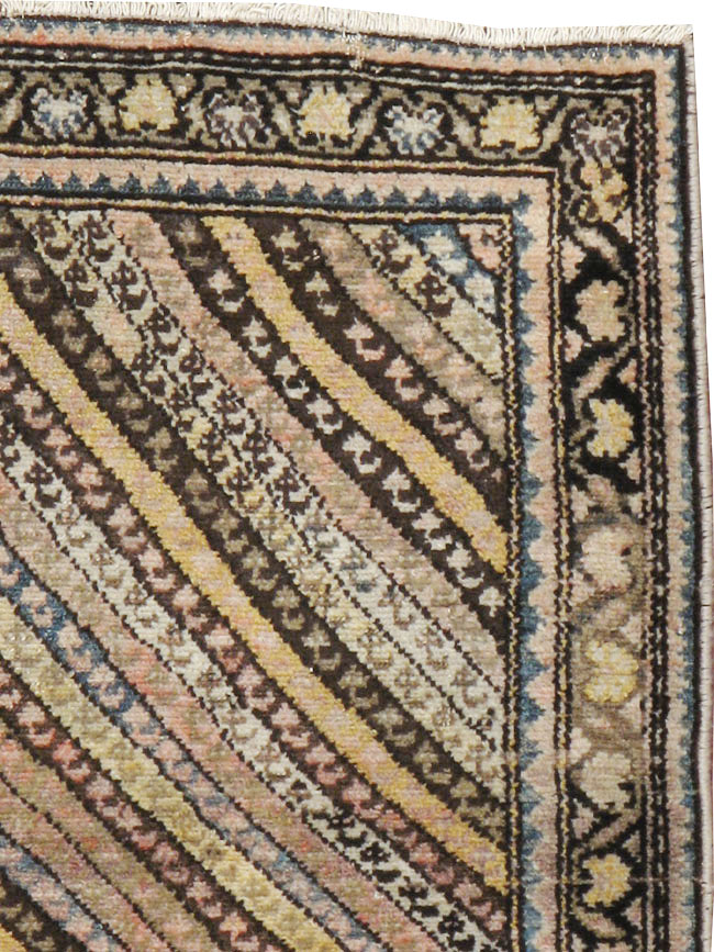 Antique Persian Malayer Rug, No.18963 - Staging