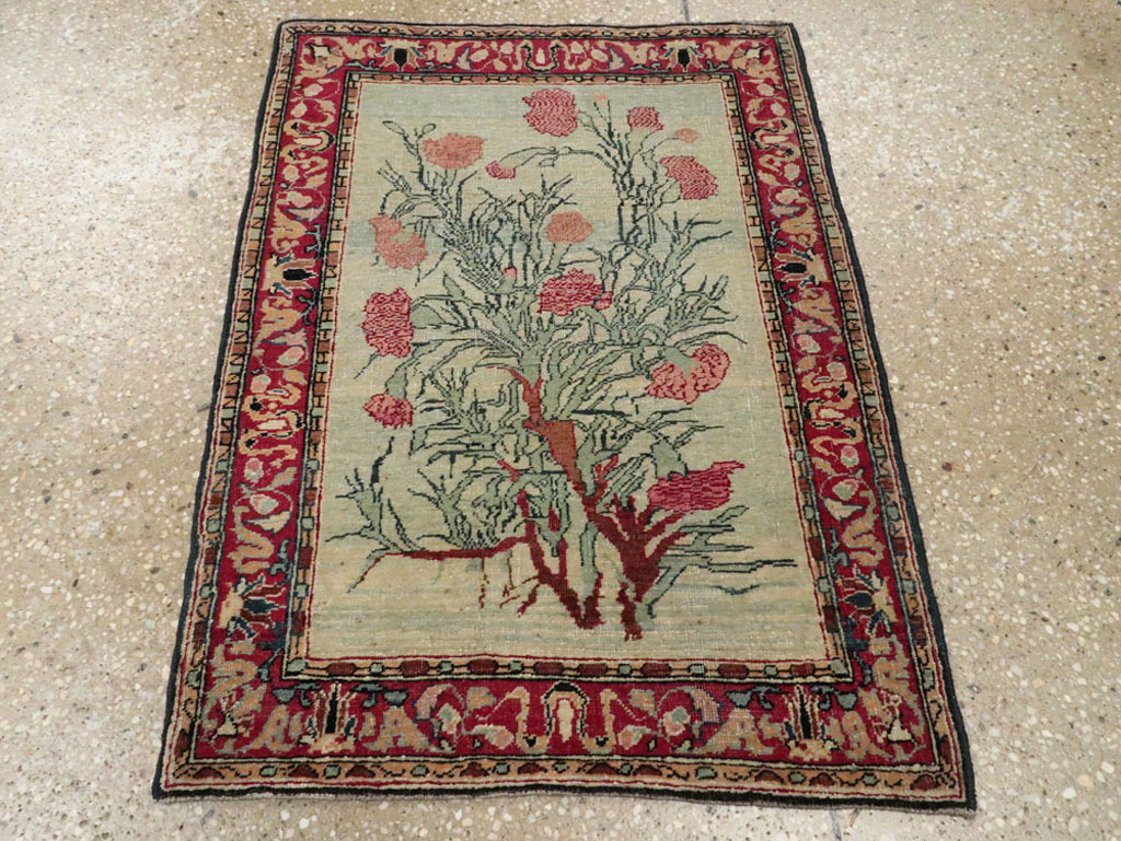 Antique Persian Mashad Rug, No.18964 - Staging