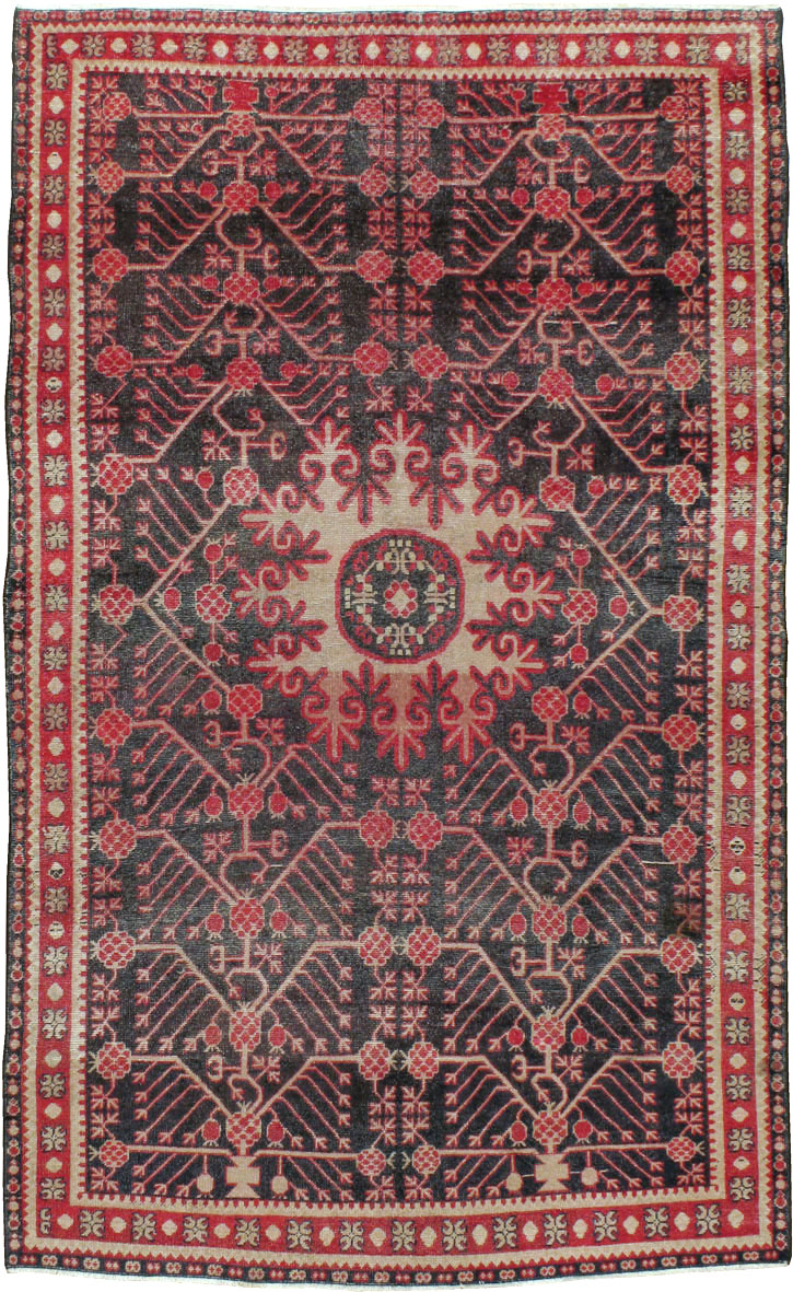 Antique East Turkestan Khotan Carpet, No.18980 - Staging