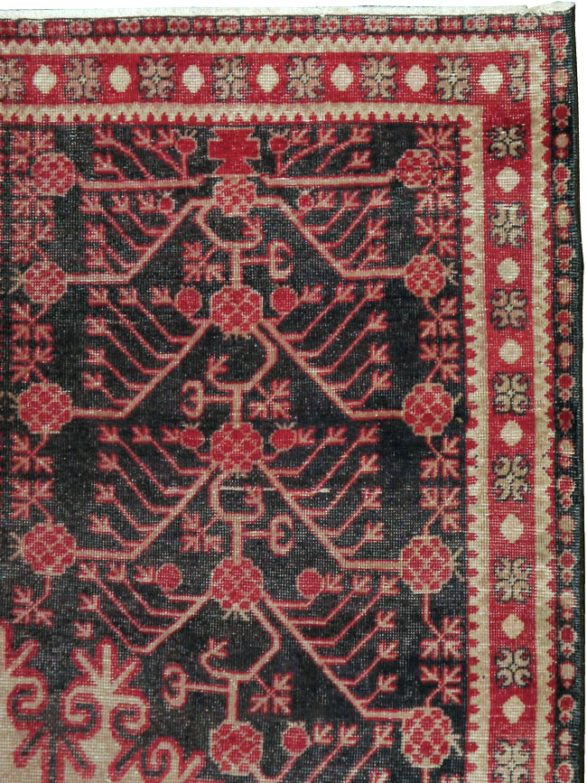 Antique East Turkestan Khotan Carpet, No.18980 - Staging