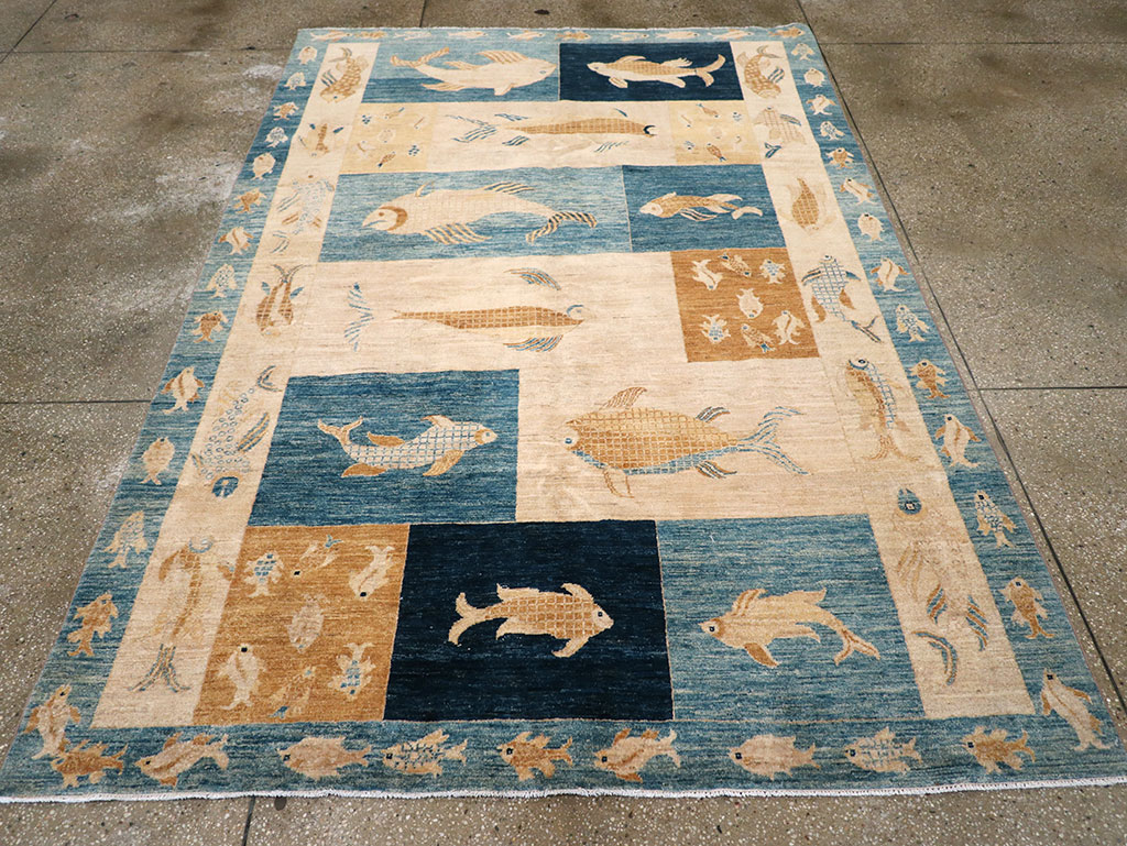 Contemporary Turkish Pictorial Accent Rug, No.18999 - Staging