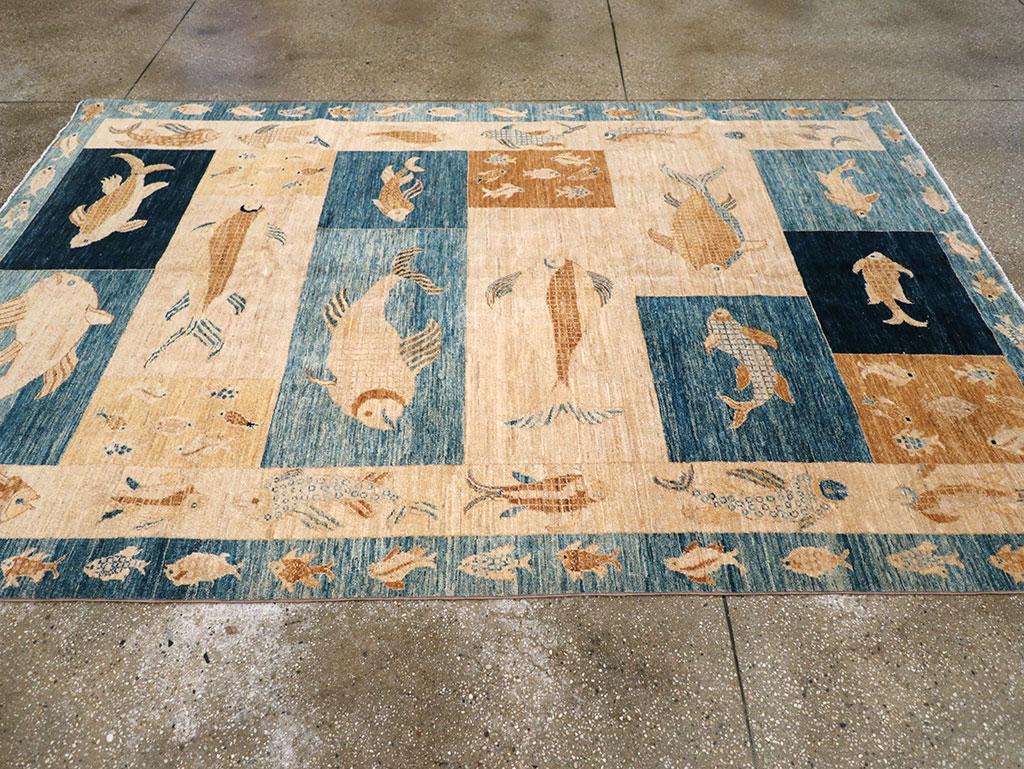 Contemporary Turkish Pictorial Accent Rug, No.18999 - Staging