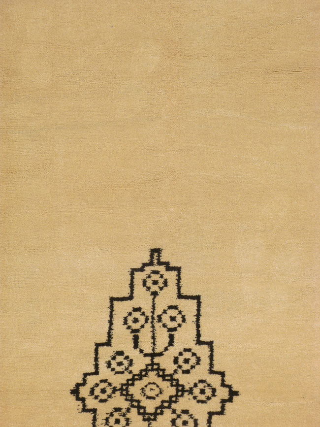 Vintage Moroccan Carpet, No.19044 - Staging