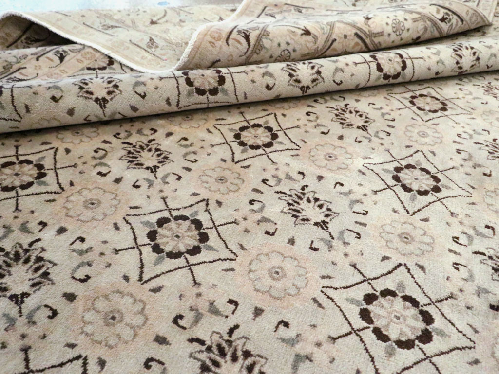 Antique Persian Mashad Carpet, No.19115 - Staging