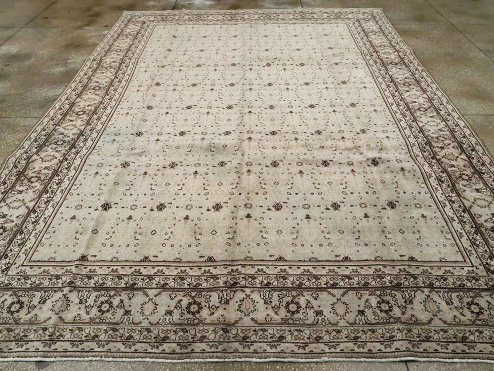Antique Persian Tabriz Carpet, No.19156 - Staging