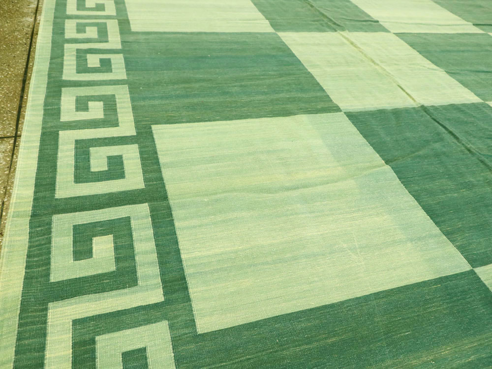 Vintage Indian Dhurrie Carpet, No.19189 - Staging