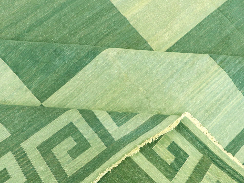 Vintage Indian Dhurrie Carpet, No.19189 - Staging