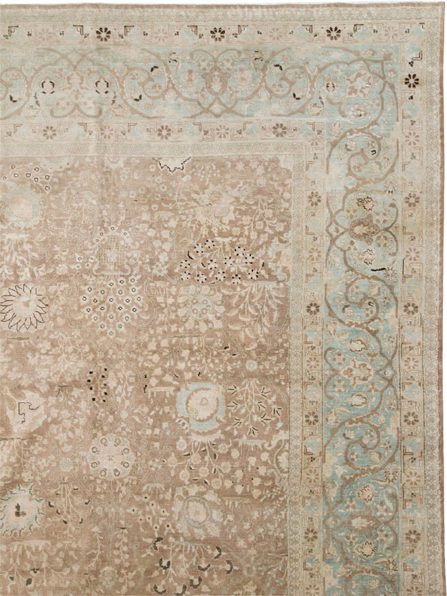 Antique Persian Tabriz Carpet, No.19200 - Staging
