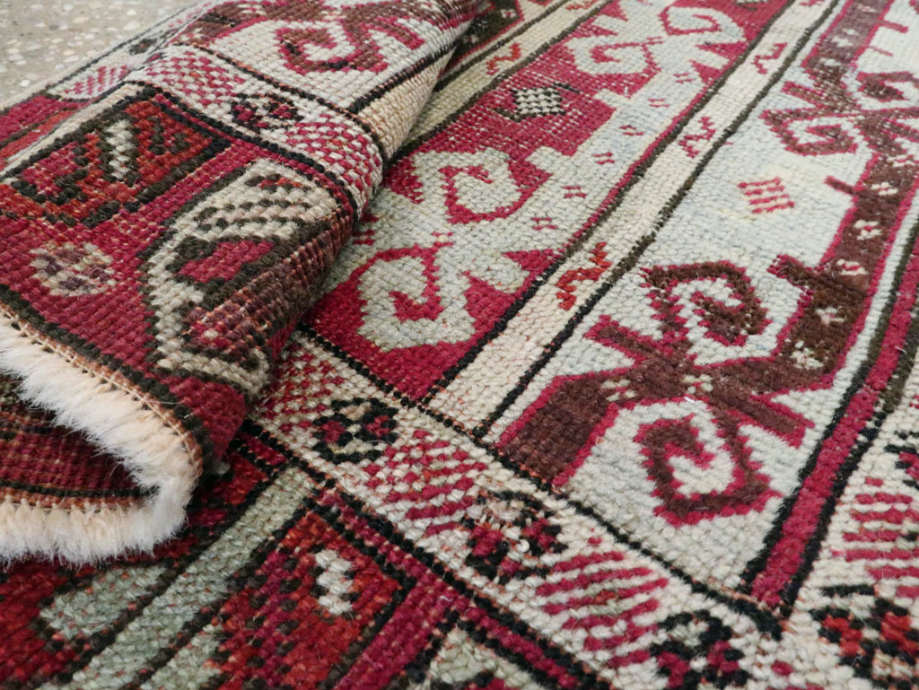 Antique Turkish Ghiordes Rug, No.19201 - Staging