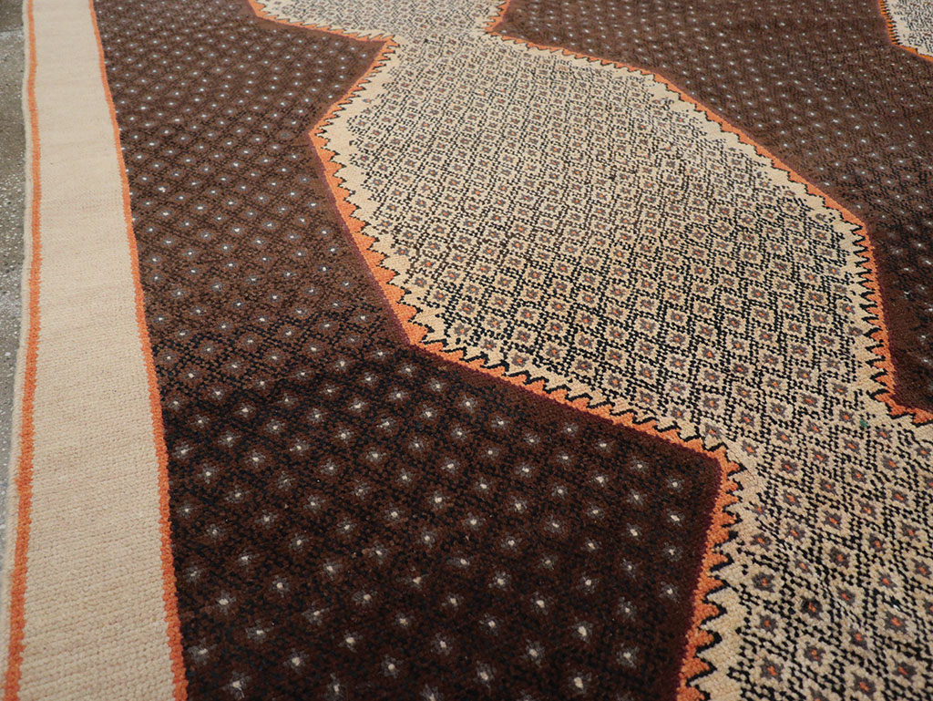 Vintage Turkish Anatolian Room Size Carpet, No.19214 - Staging