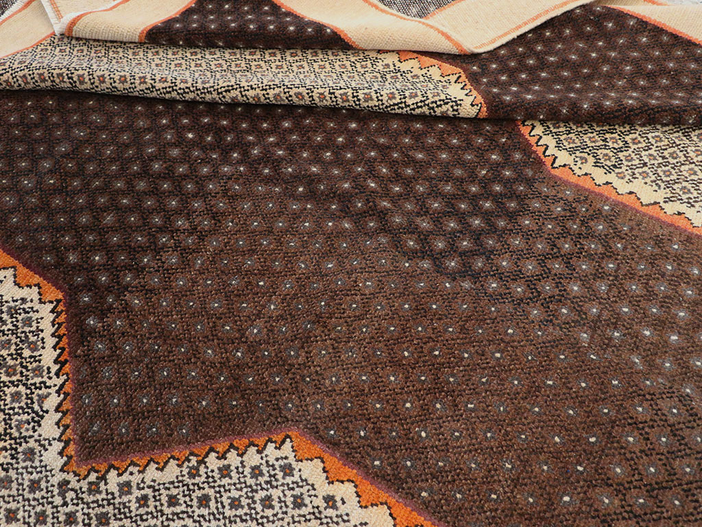 Vintage Turkish Anatolian Room Size Carpet, No.19214 - Staging