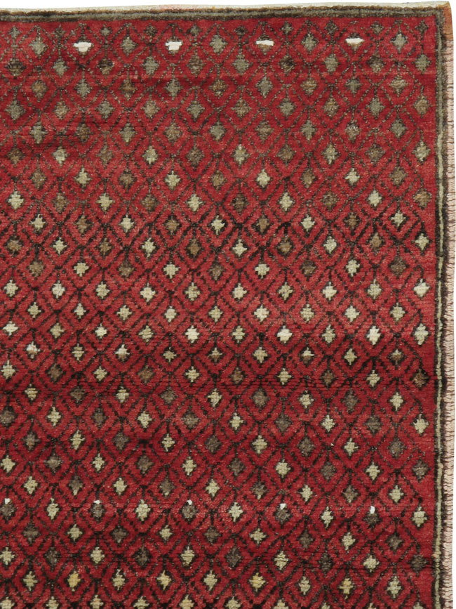 Vintage Turkish Anatolian Carpet, No.19219 - Staging