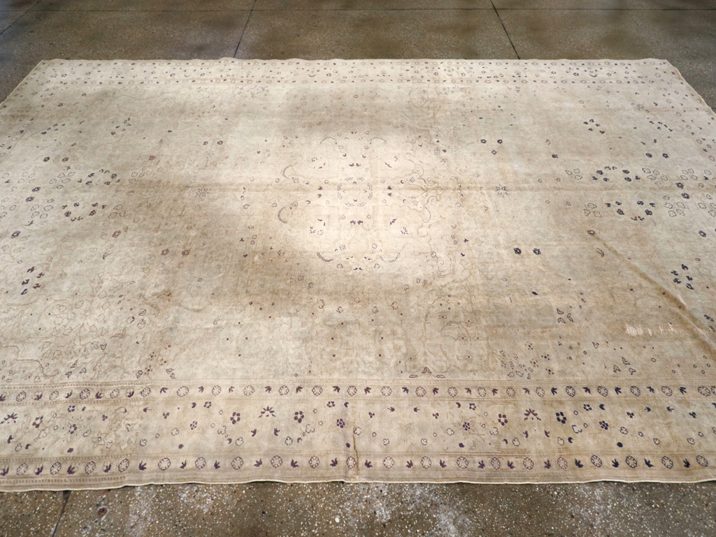 Antique Sivas Carpet, No.19231 - Staging