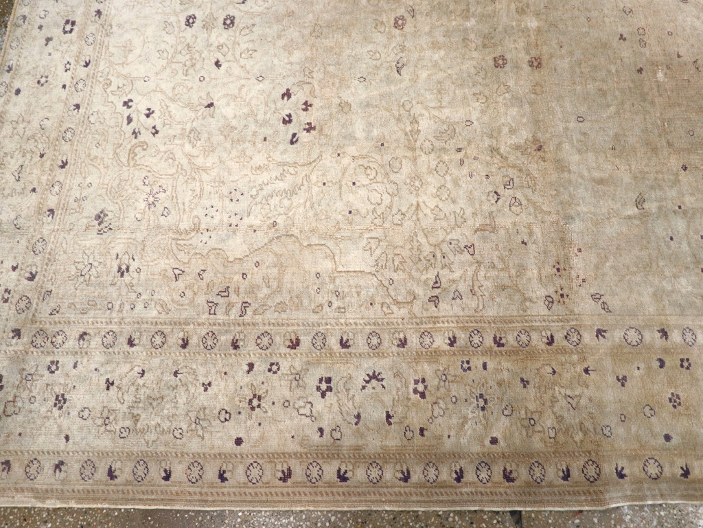 Antique Sivas Carpet, No.19231 - Staging