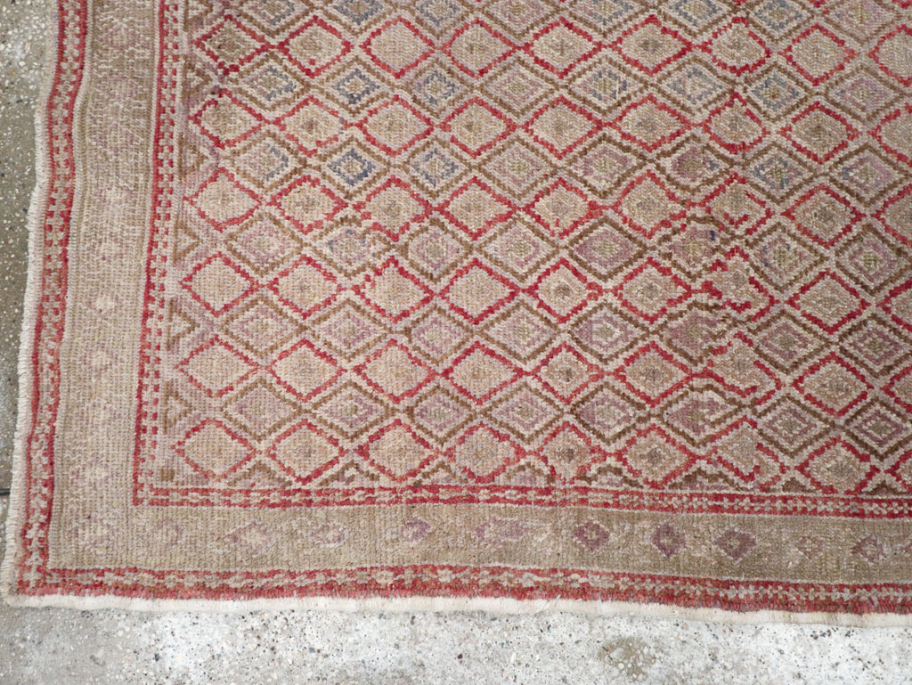 Vintage Turkish Anatolian Short Runner, No.19236 - Staging