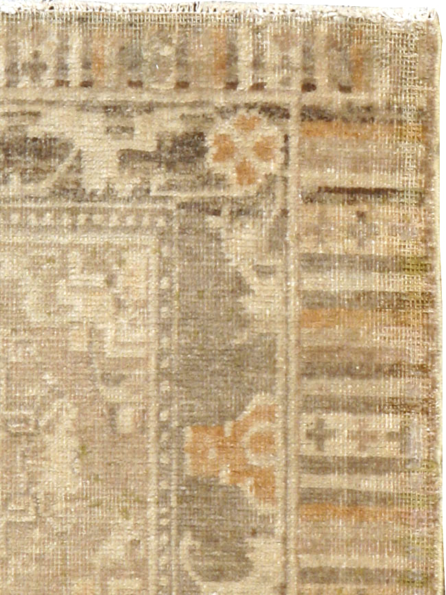 Antique East Turkestan Khotan Rug, No.19295 - Staging