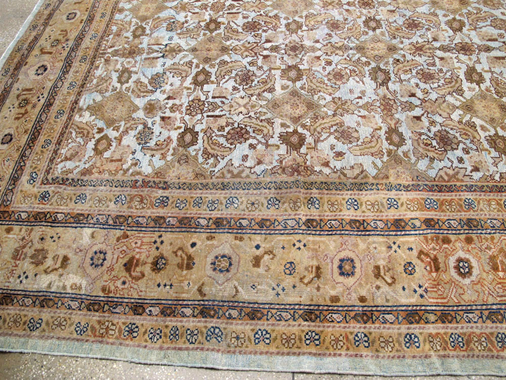 Antique Persian Mahal Carpet, No.19297 - Staging