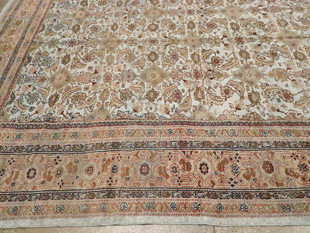 Antique Persian Mahal Carpet, No.19297 - Staging