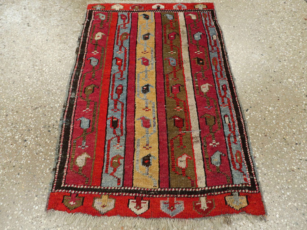 Antique Turkish Ghiordes Rug, No.19944 - Staging