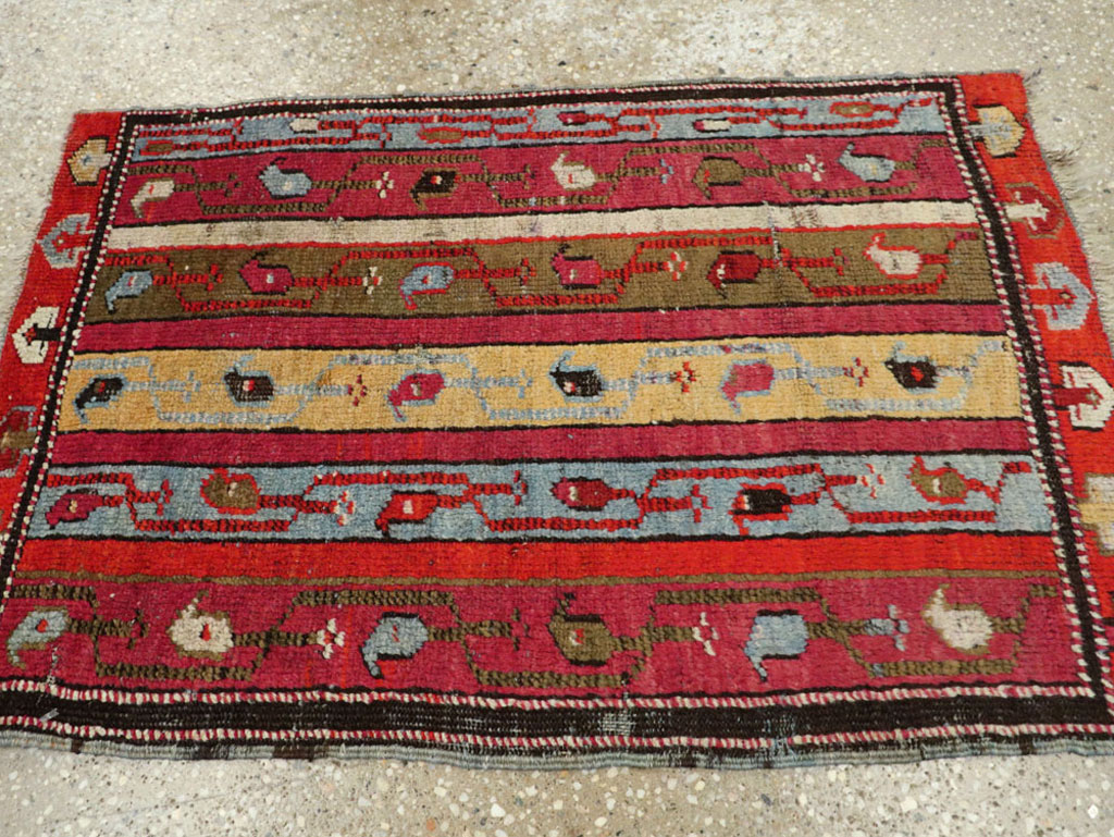 Antique Turkish Ghiordes Rug, No.19944 - Staging