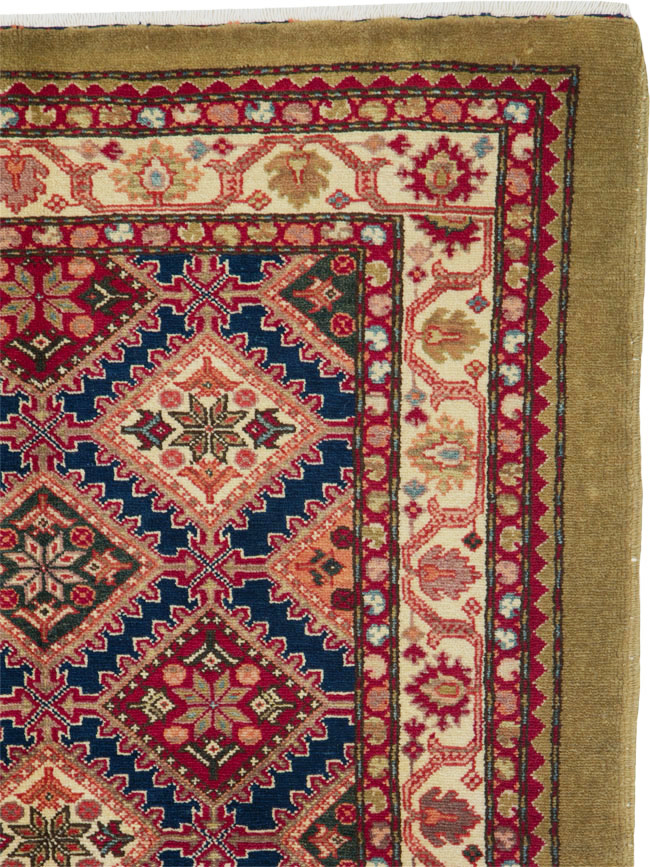 Modern Persian Malayer Rug, No.19954 - Staging