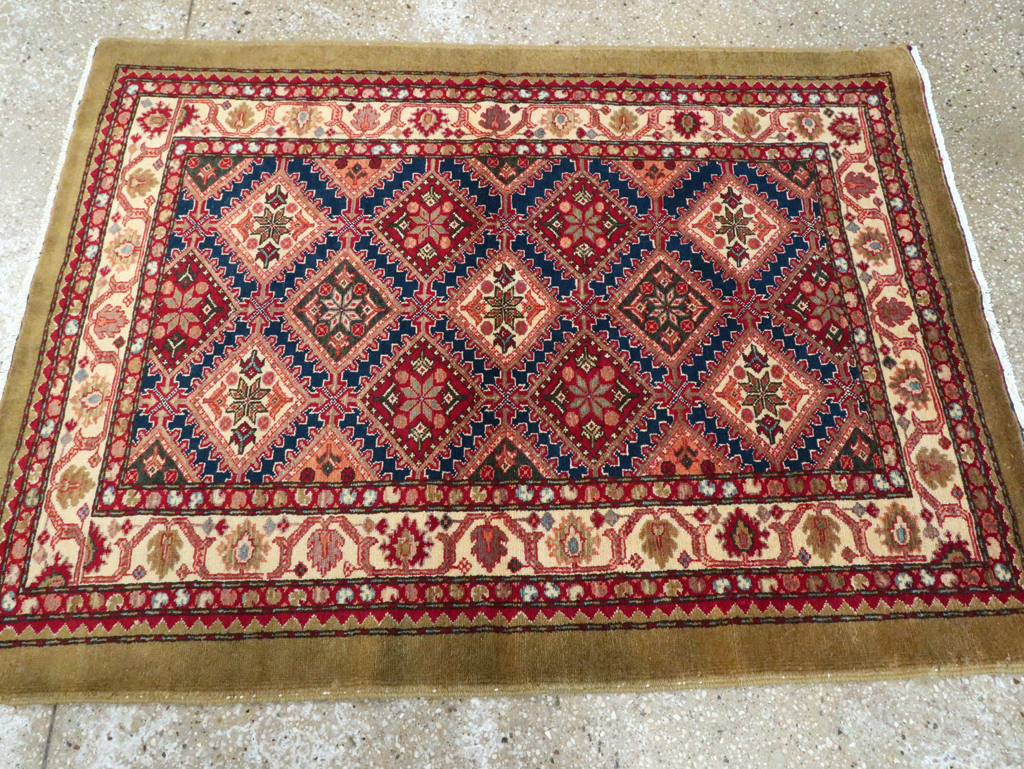 Modern Persian Malayer Rug, No.19954 - Staging