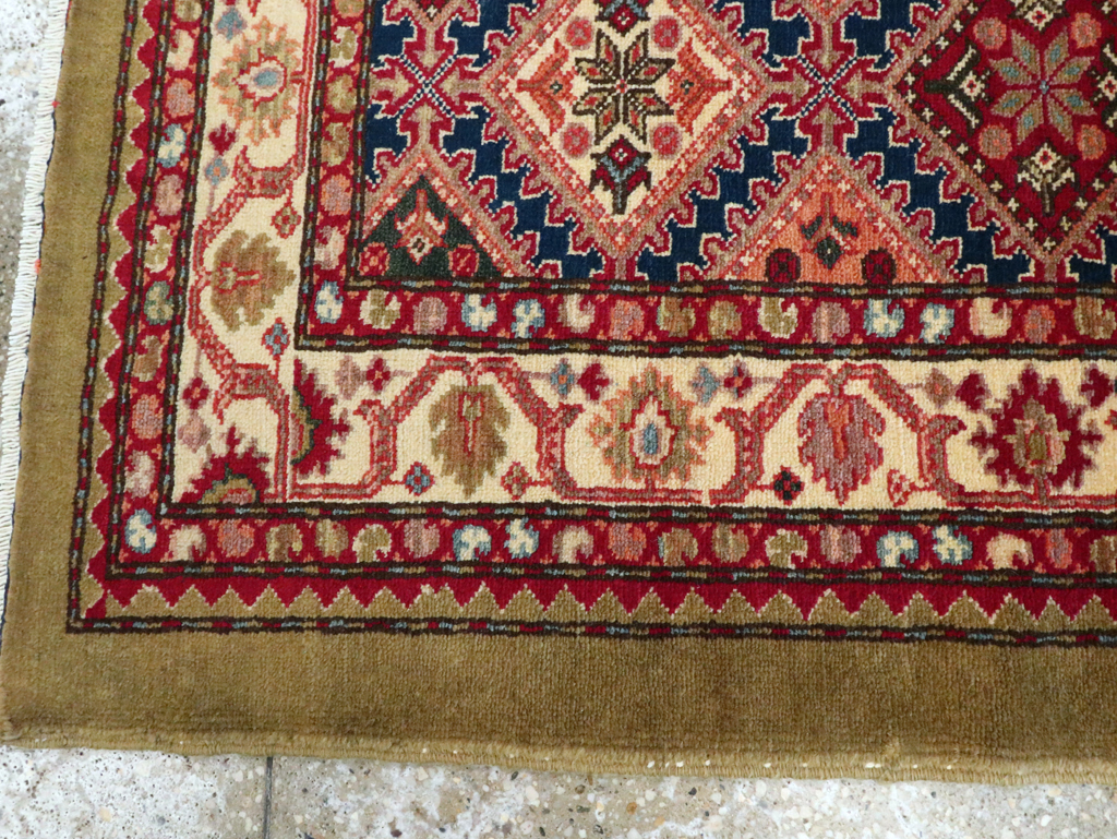 Modern Persian Malayer Rug, No.19954 - Staging