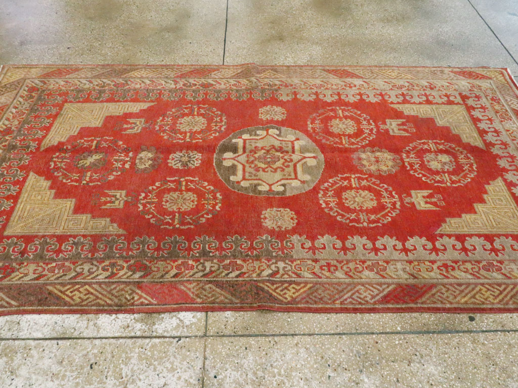 Vintage East Turkestan Khotan Carpet, No.19985 - Staging
