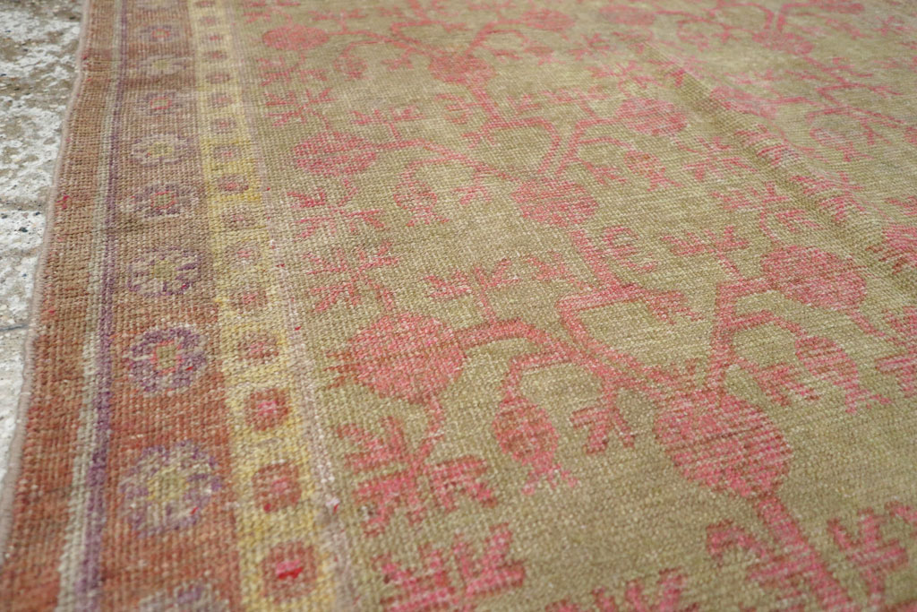 Vintage East Turkestan Khotan Rug, No.19990 - Staging