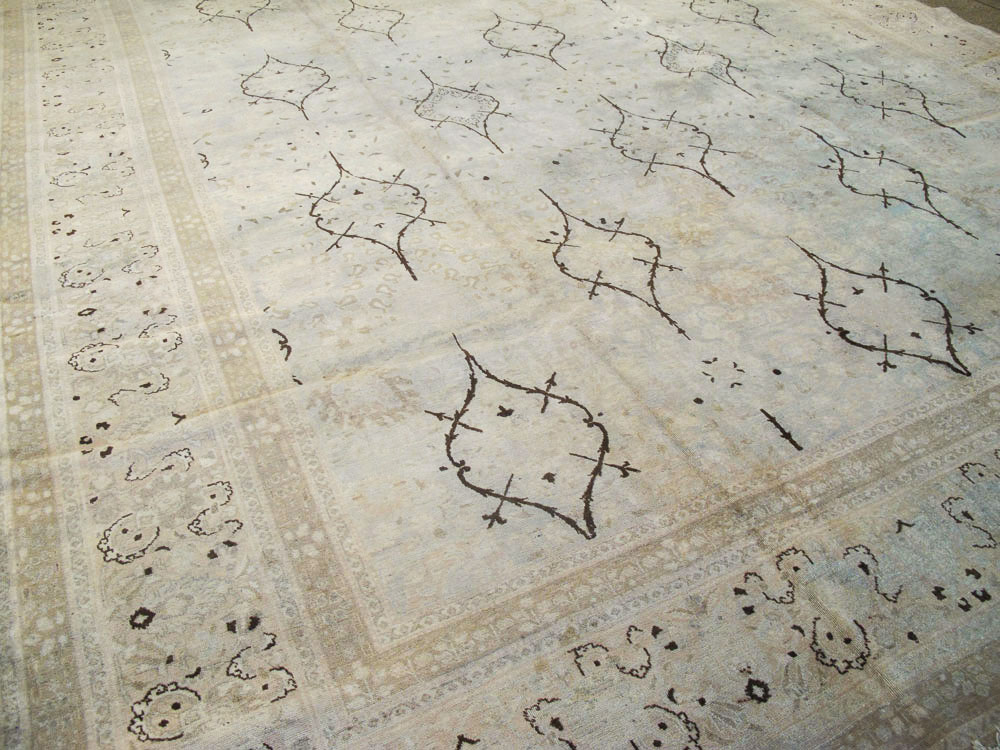 Antique Persian Tabriz Carpet, No.20014 - Staging