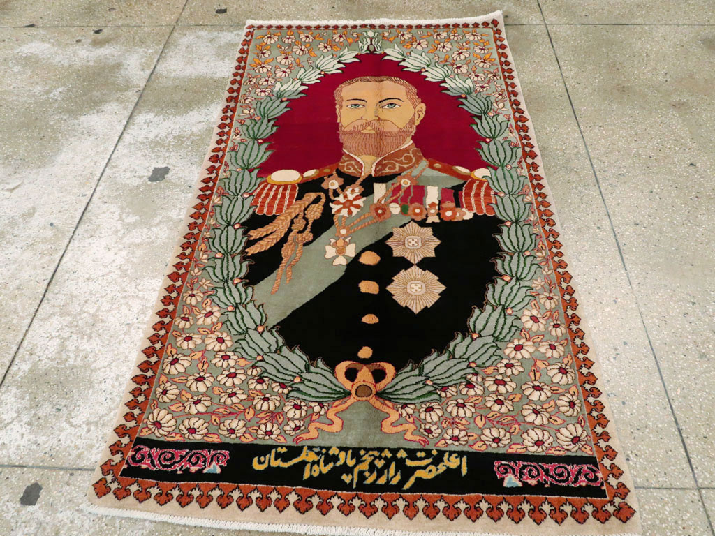 Vintage Persian Tabriz King George V Pictorial Rug, No.20021 - Staging