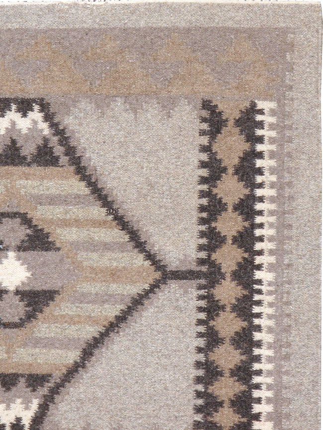 Vintage Turkish Flat-weave Kilim, No.20086 - Staging
