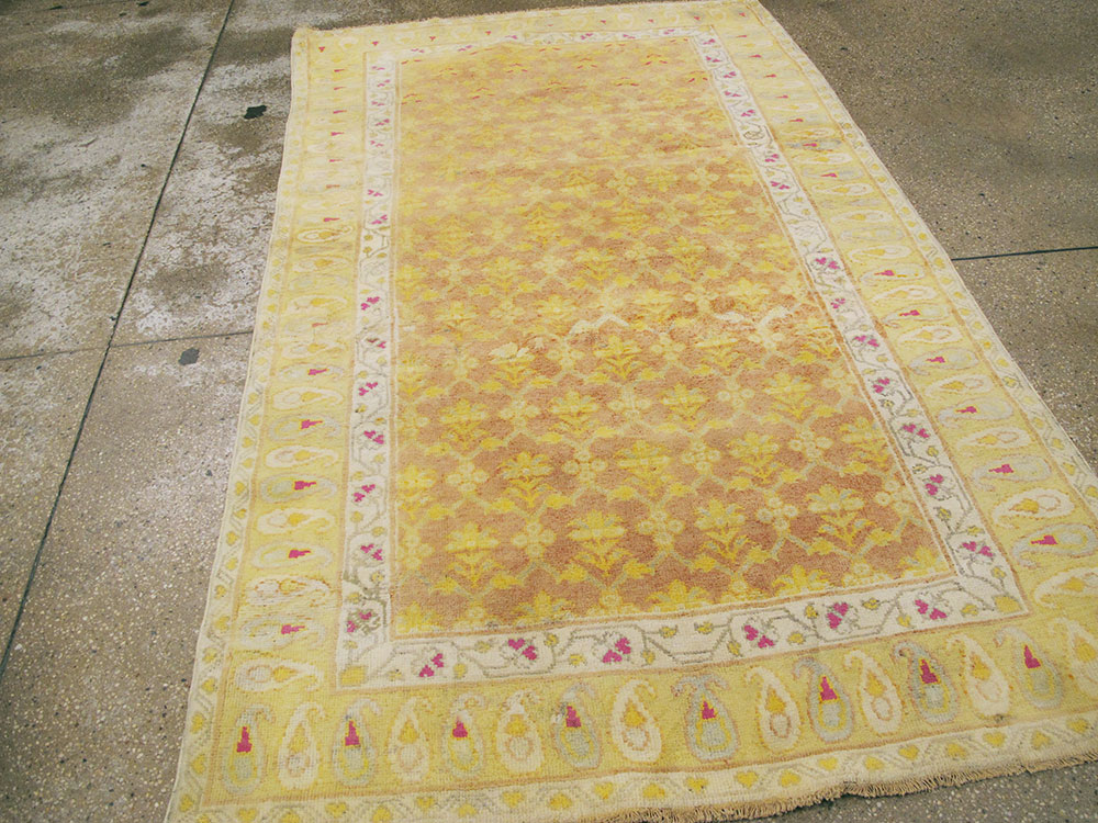 Vintage Indian Cotton Agra Rug, No.20114 - Staging