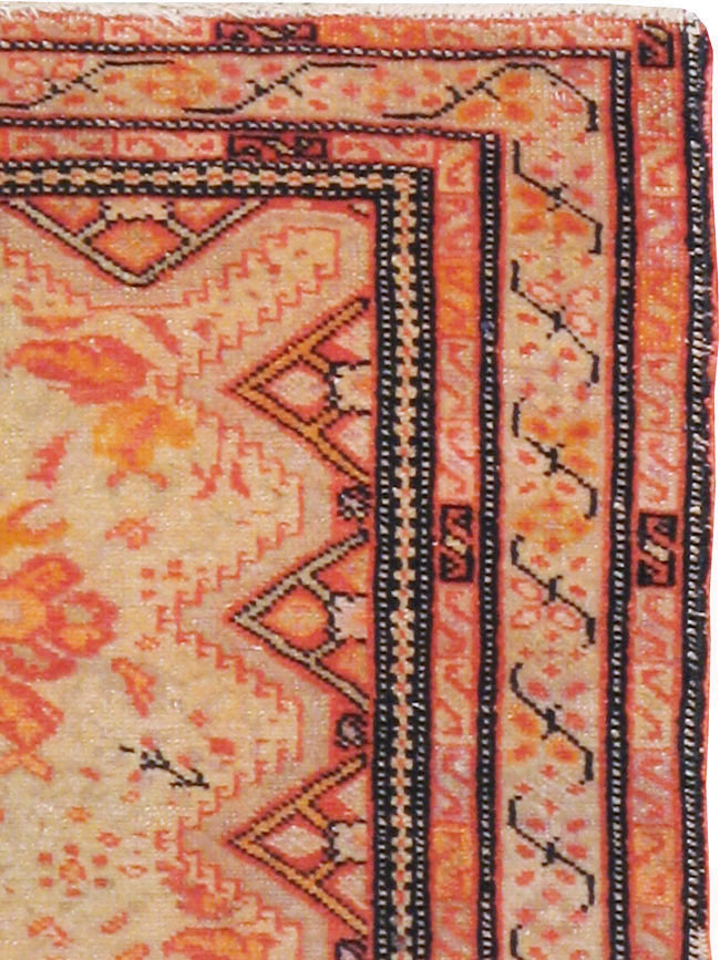 Antique Persian Fereghan Rug, No.20117 - Staging