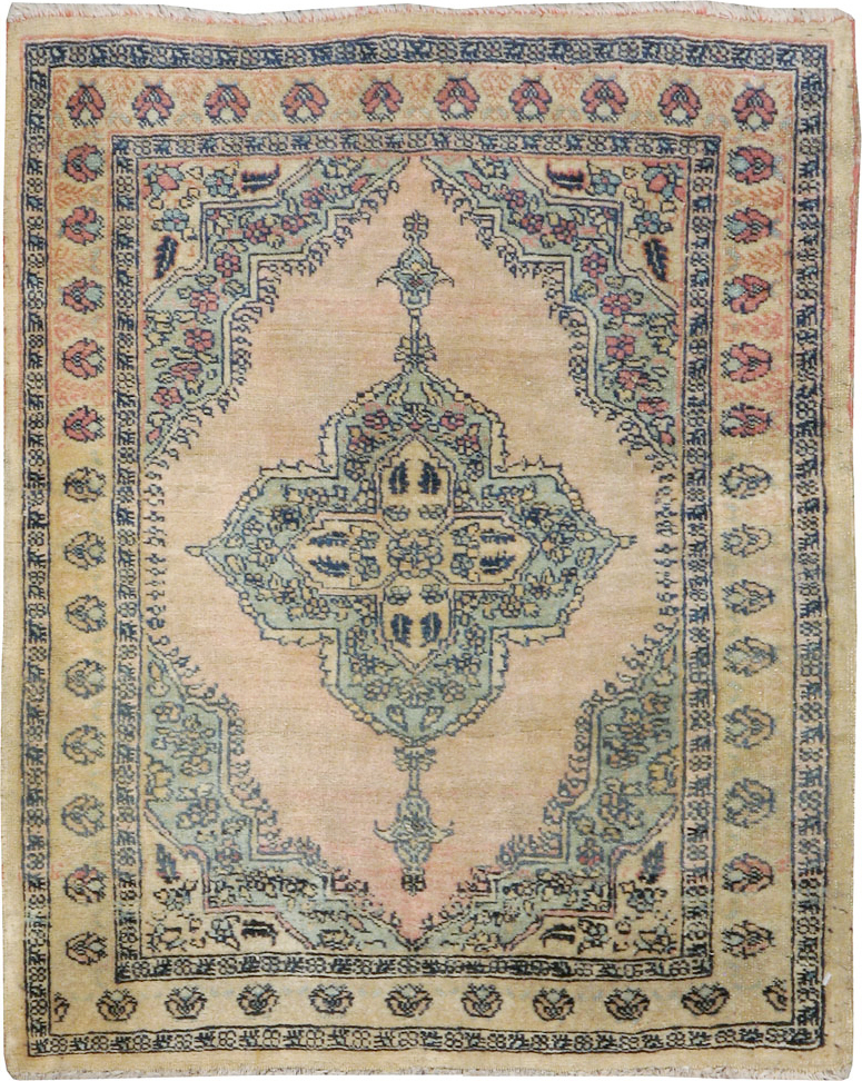 Antique Persian Tabriz Hagi Jalili Rug, No.20118 - Staging