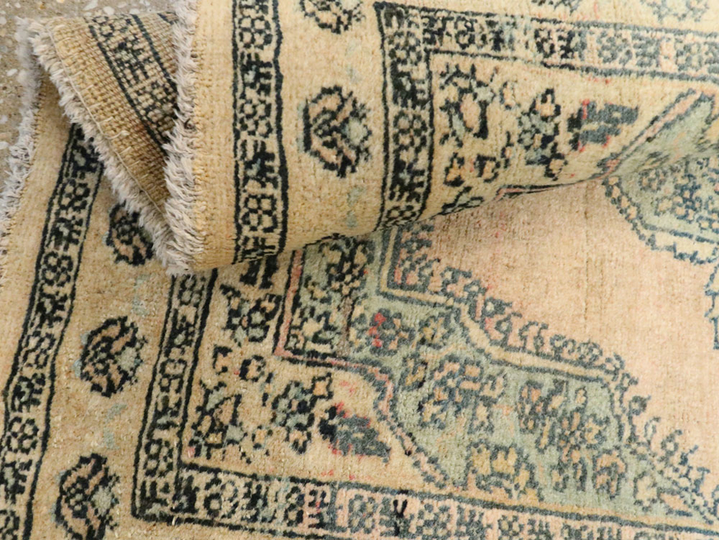 Antique Persian Tabriz Hagi Jalili Rug, No.20118 - Staging