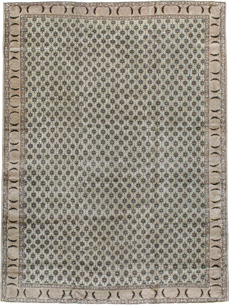 Vintage Turkish Sivas Carpet, No.20146 - Staging