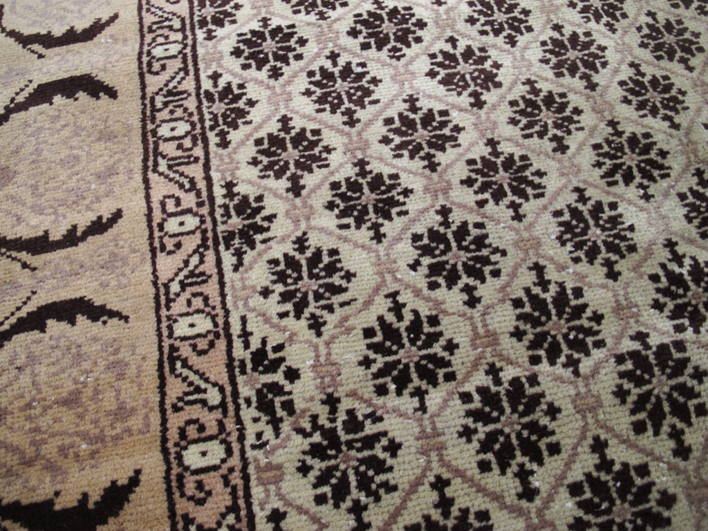 Vintage Turkish Sivas Carpet, No.20146 - Staging
