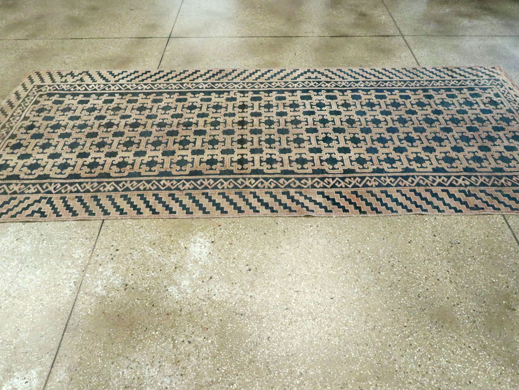 Antique East Turkestan Kirghiz Carpet, No.20193 - Staging