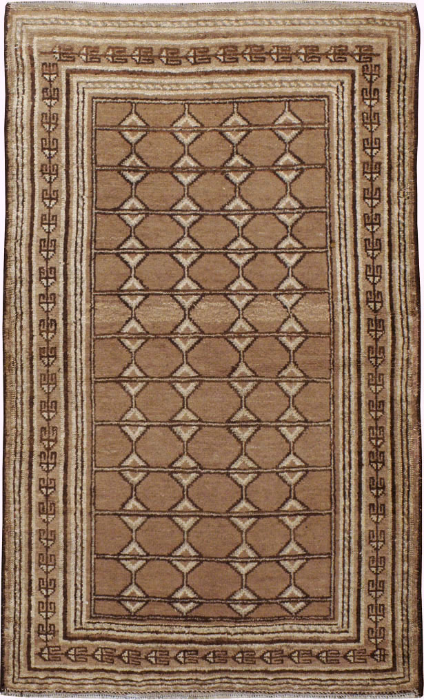Vintage East Turkestan Samarkand Rug, No.20212 - Staging
