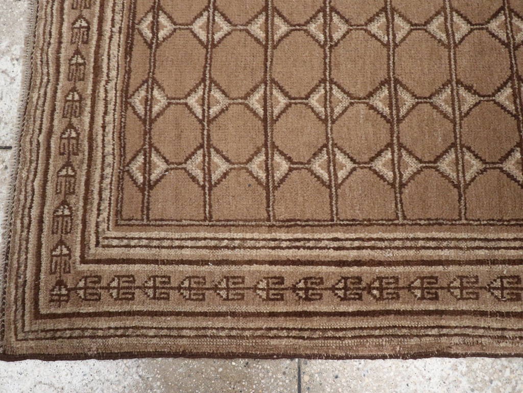 Vintage East Turkestan Samarkand Rug, No.20212 - Staging