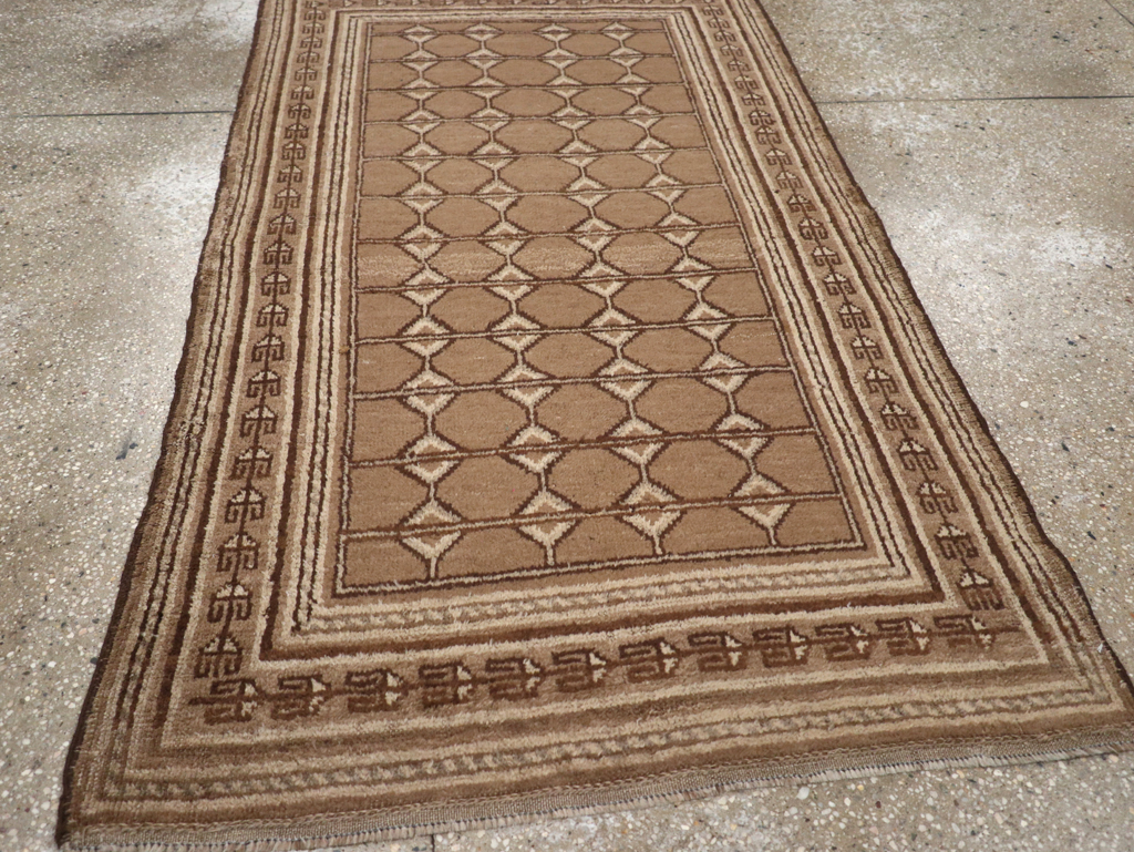 Vintage East Turkestan Samarkand Rug, No.20212 - Staging